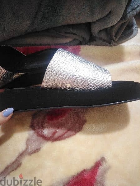 black and silver sandal 36 37 size 2