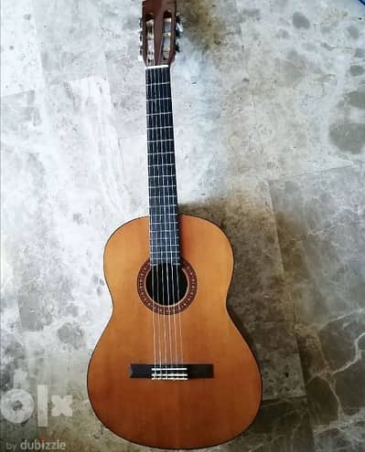 Yamaha CS40 Classical Guitar