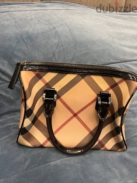 Used original Burberry handbag for sale for 300$ 1