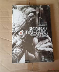 Batman Two-Face Graphic Novel. 0