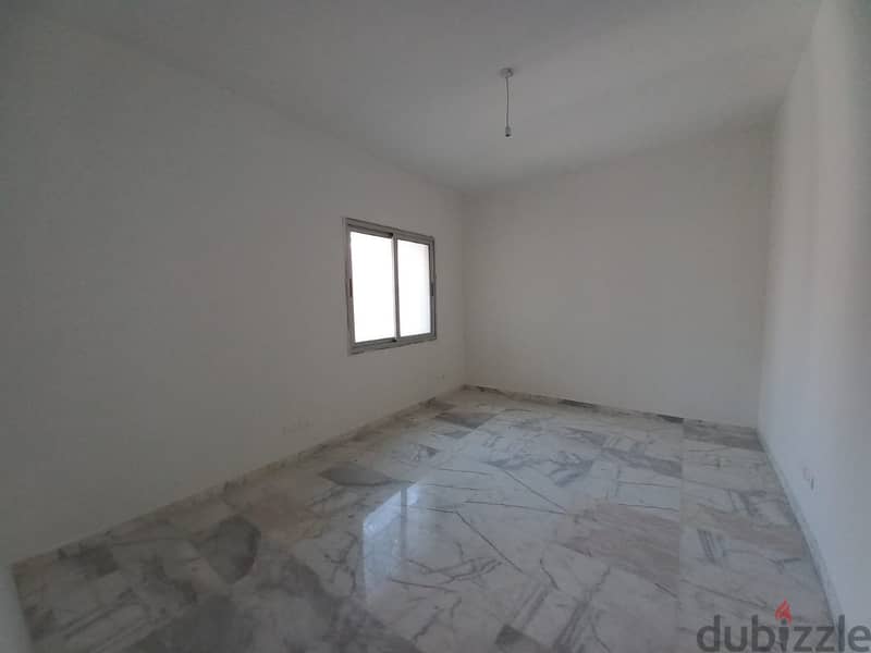 Brand new luxurious apartment with open view!! 4