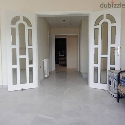 Spacious Apartment with Nice view شقة فسيحة مع منظر جميل