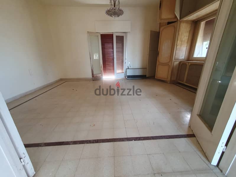 Villa for sale in Yarzeh فيلا للبيع في اليرزة 8