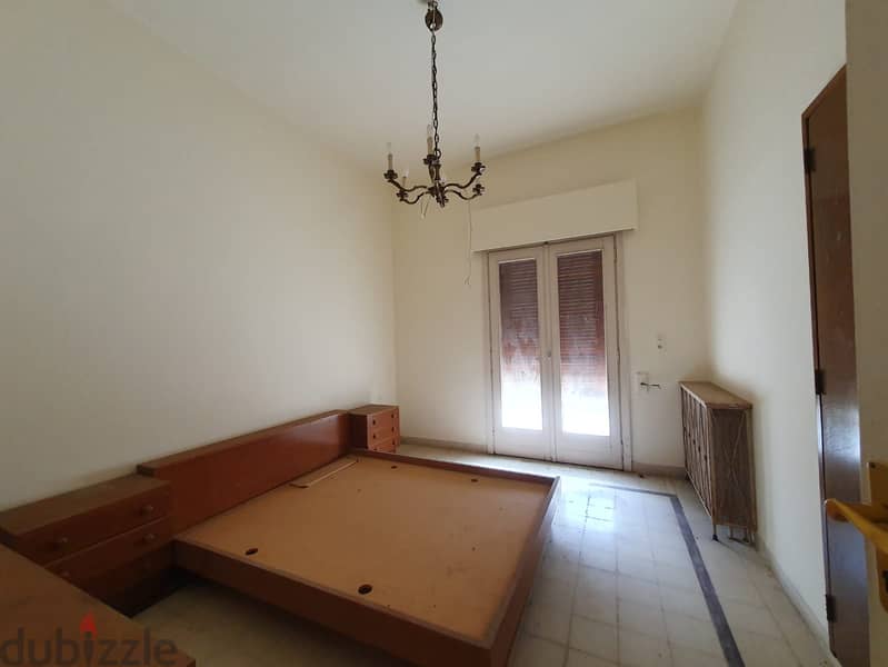 Villa for sale in Yarzeh فيلا للبيع في اليرزة 17