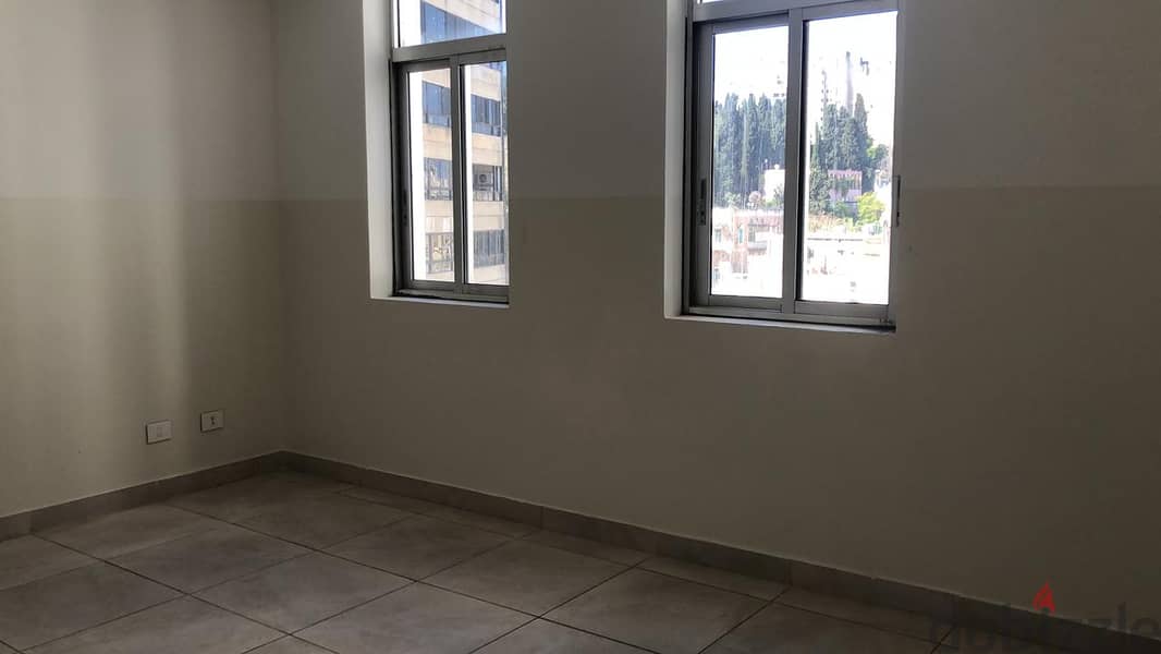 L11866-Office for Rent In A Prime Location In Gemmayze 1