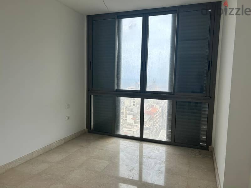 L11871-3-Bedroom Apartment with Sea View for Rent in Hamra, Ras Beirut 3