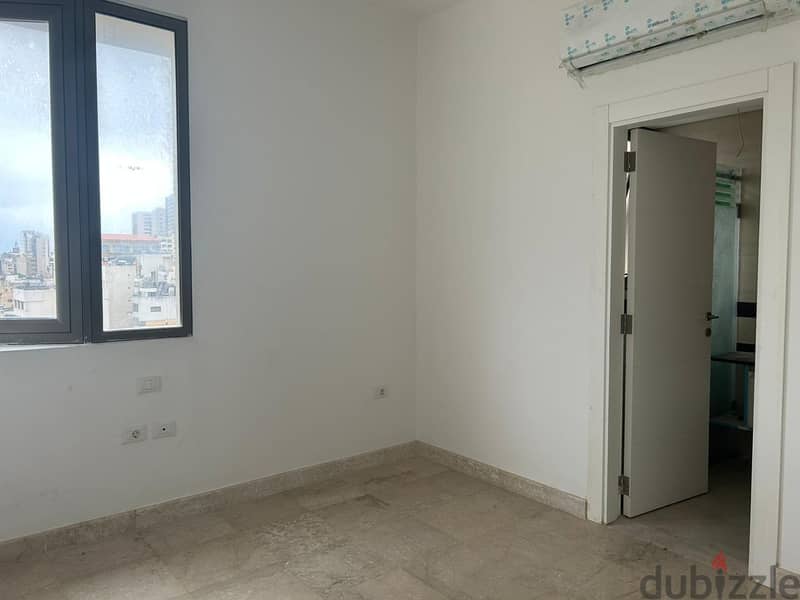 L11871-3-Bedroom Apartment with Sea View for Rent in Hamra, Ras Beirut 4