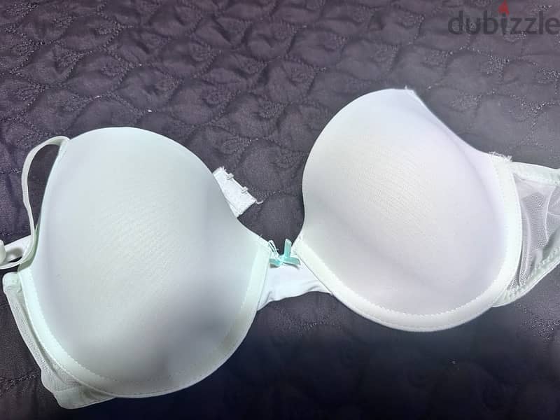 bras new size 75-80 2