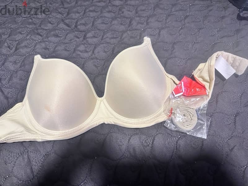bras new size 75-80 5