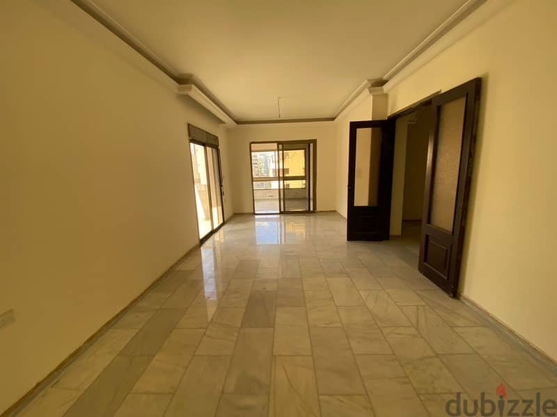 Apartment for sale in Ras Nabeh شقة للبيع في راس نبع 3