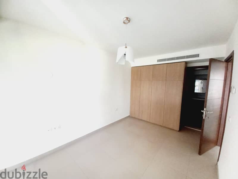AH23-1726 Apartment for rent in Mar Mitr, Achrafieh, 250m, $2000 cash 4