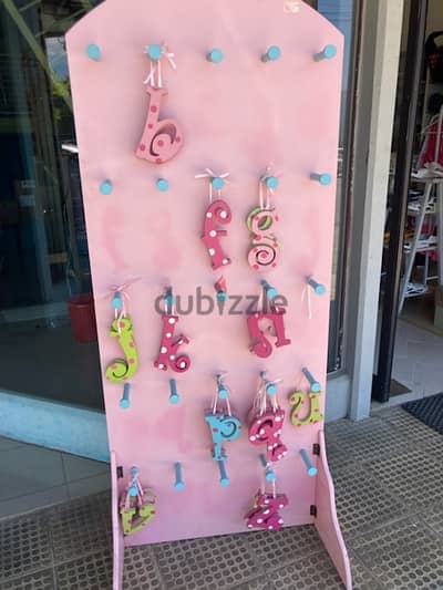 stand 170x70cm + 60 letters 20cm