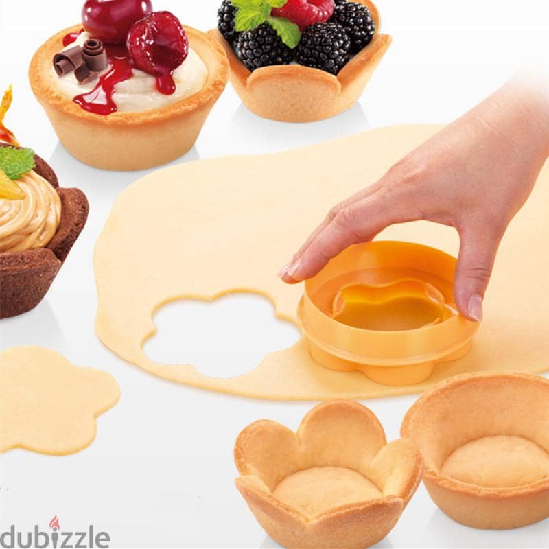 Pastry Cup Maker 1
