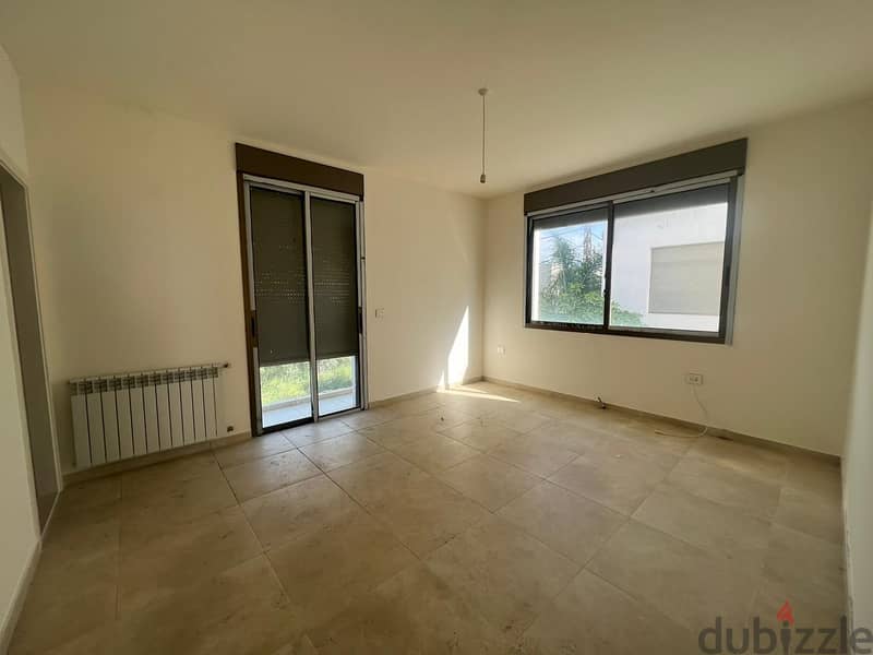 L11892-Cozy Apartment For Sale in Adma With A Beautiful View 3