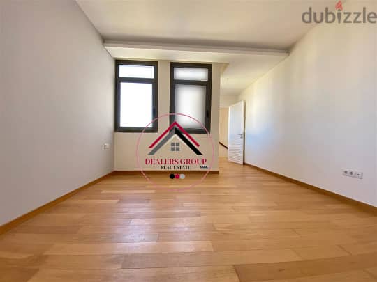 Start Living Your Dream ! Modern Duplex for sale in Downtown 8