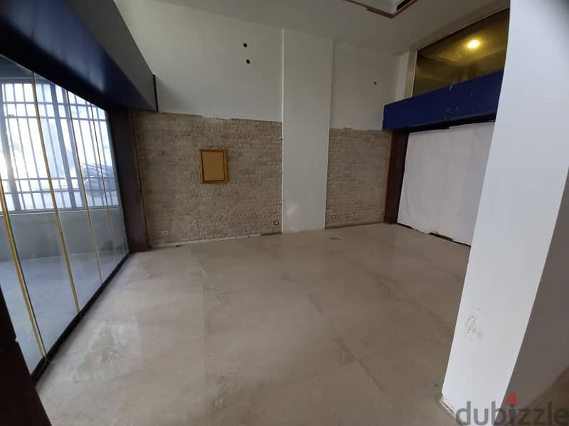 130 Sqm | Shop For Rent In Verdun 0