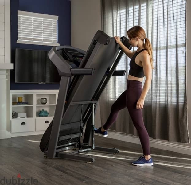 Horizon T101 Treadmill 3