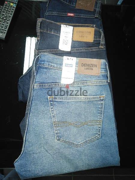 Denizen Levi's jeans size 34   L 30 32 34 3