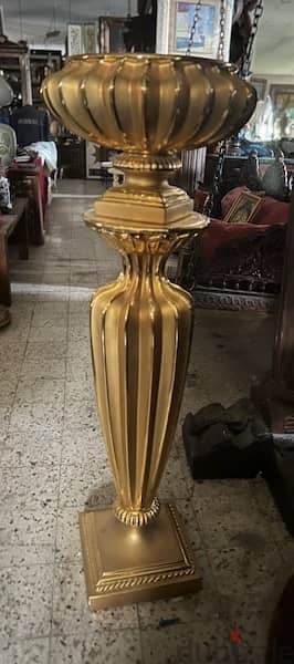 vase gold 2