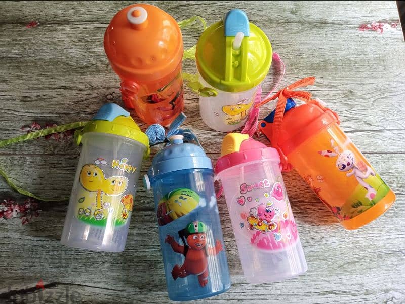 kids water bottles cups and straws 6