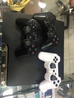 ps3 with 3 joystic 25games 0