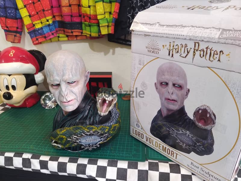 Lord Voldemort Statue 3