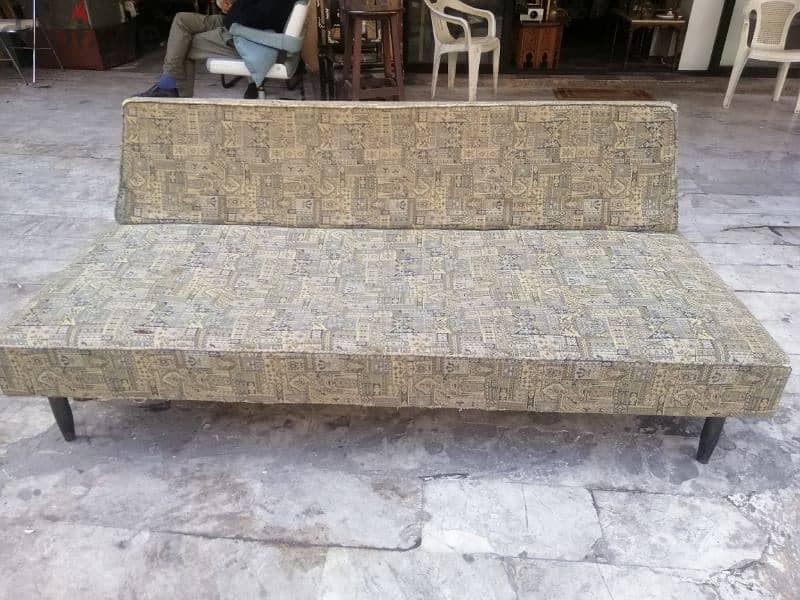 صوفا مد عربي قديم sofa 1