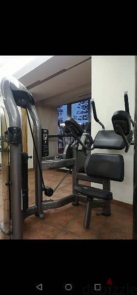 like new Life fitness and matrix machines 81701084 2