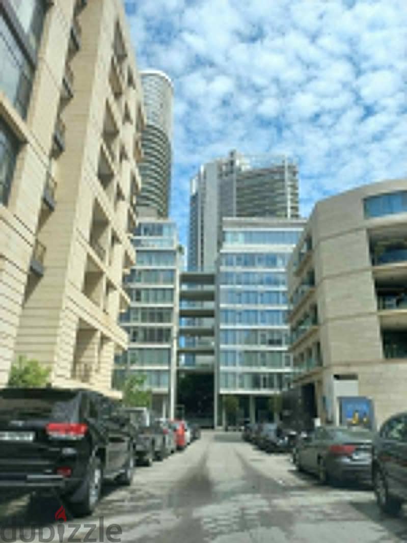 AH23-1750 Luxurious Showroom for rent in Downtown, total space 544m2 4