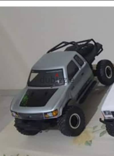 Axial scx10 crawler