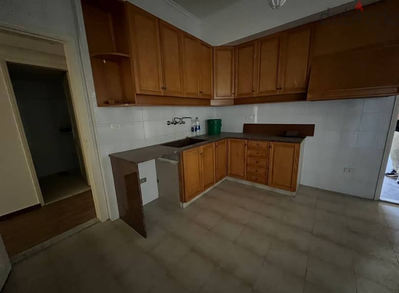 Apartment for sale in Kfarahbab شقة للبيع في كفرحباب 2