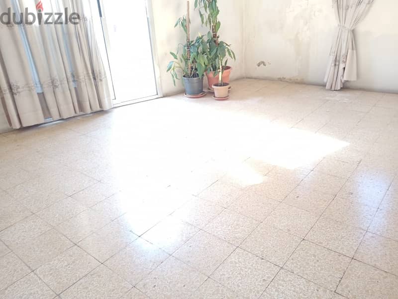 Apartment for sale in Bourj Hammoud شقه للبيع في برج حمود 3