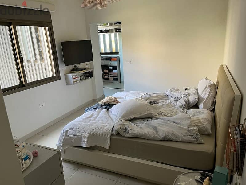 Apartment for Rent in Mazraat Yachouhشقة مفروشة 150 م + تراس 50 م 16