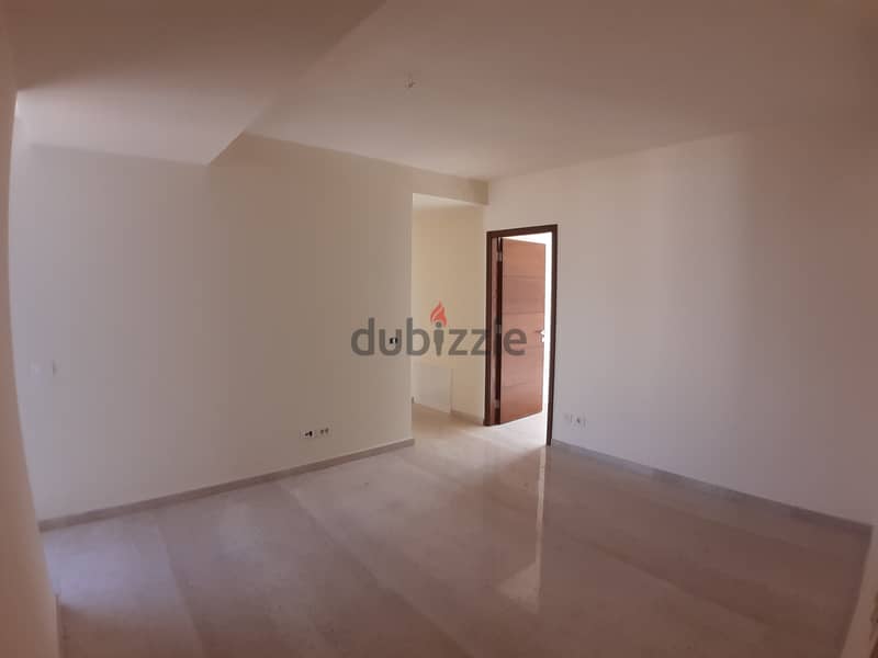 Apartment for sale in Achrafieh - شقة للبيع في الأشرفية 5