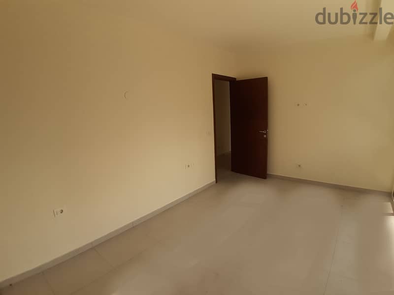 Apartment for sale in Achrafieh - شقة للبيع في الأشرفية 9