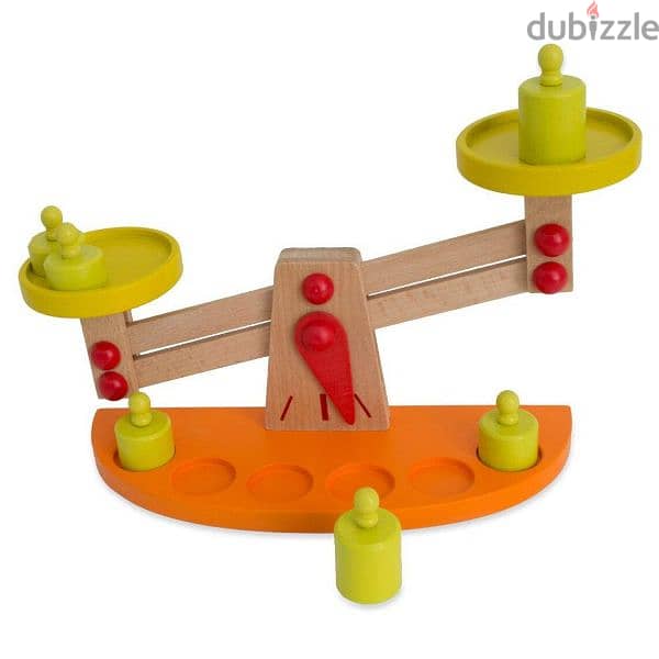 Wooden Balance Scale 1