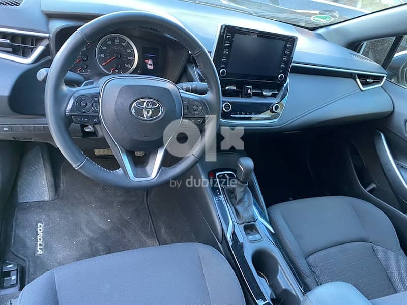 Toyota Corolla SE 2020 4