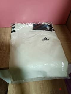 Adidas Tshirt brand new unisex