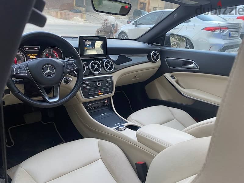 Mercedes Benz cla Panoramic full AMG 7