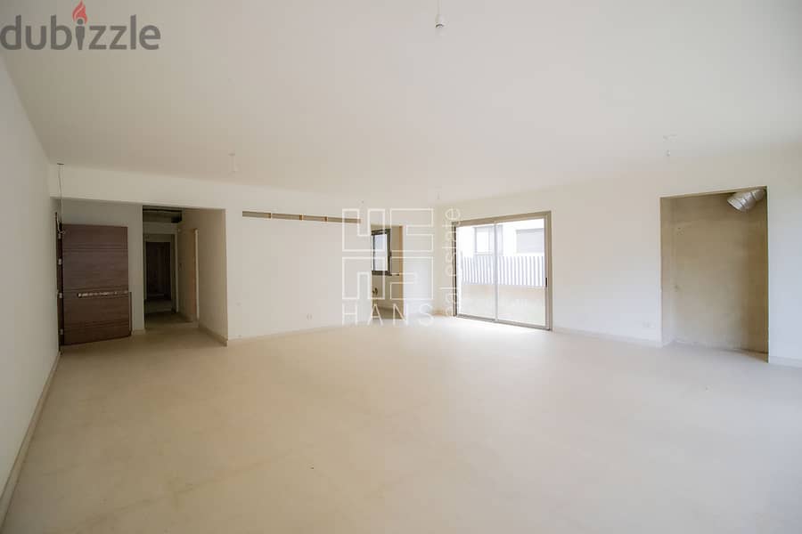 Spacious High end apartment with panoramic view and garden for sale. 5