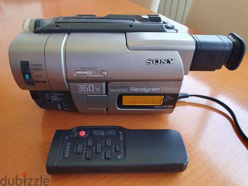 Sony Handycam CCD-TRV66E 0