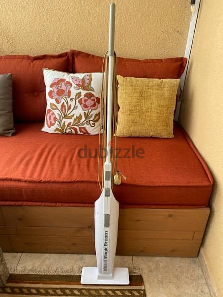 Bissel broom - vacuum cleaner 0