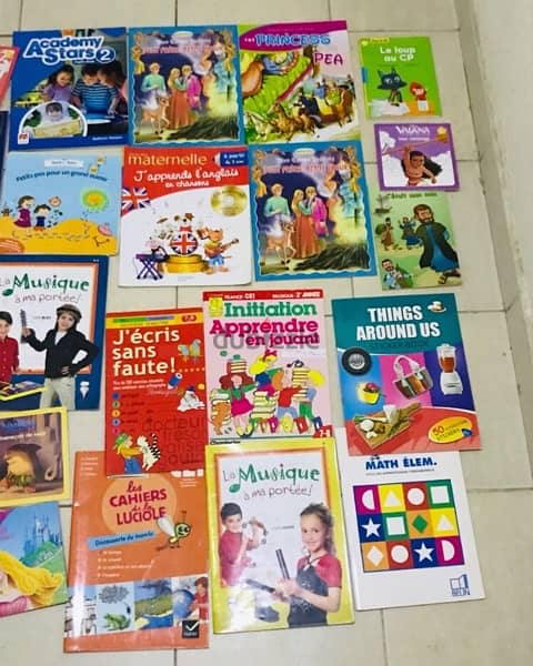ALL 44 English-French educational Books  Great Conditions SELLING ALL 5