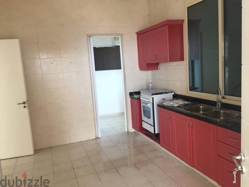 230Sqm | decorated Apartment  for sale In Jnah 10