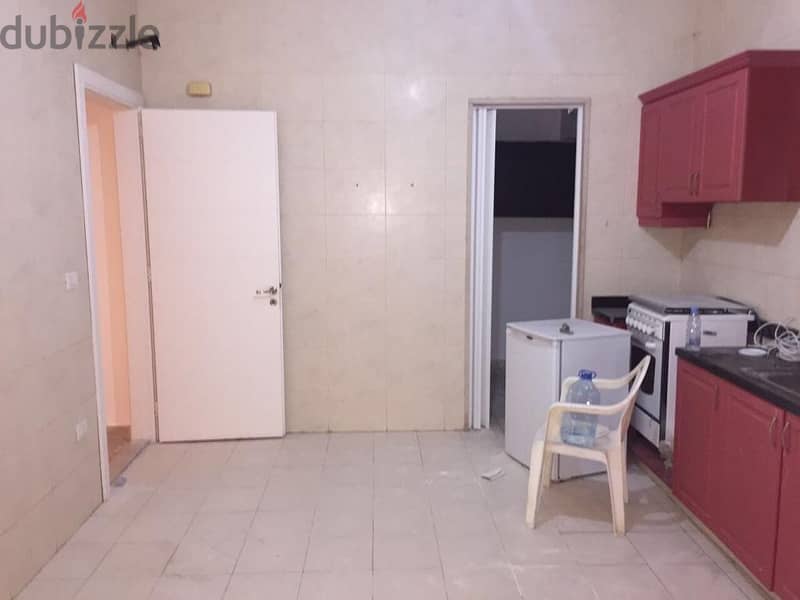 230Sqm | decorated Apartment  for sale In Jnah 11