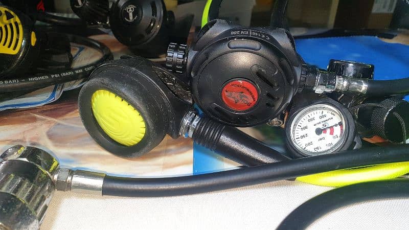 regulator scuba diving , used and new all europeen brands 6