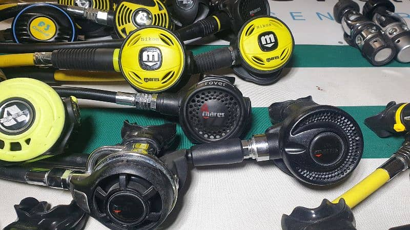 regulator scuba diving , used and new all europeen brands 8