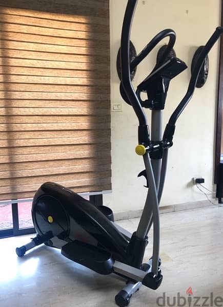 Elliptical USA ONLY 245$ (original price 700$) 3