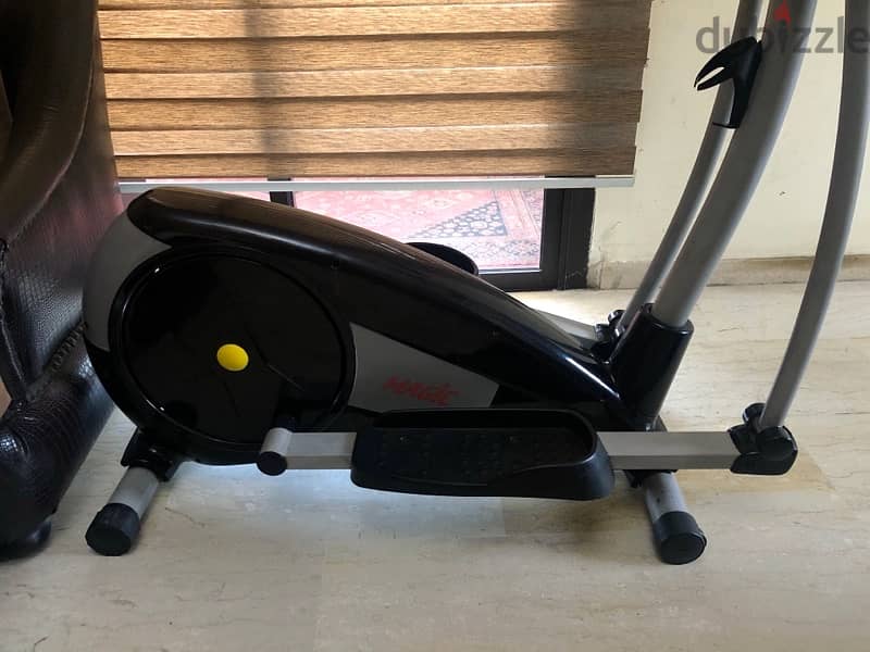 Elliptical USA ONLY 245$ (original price 700$) 6