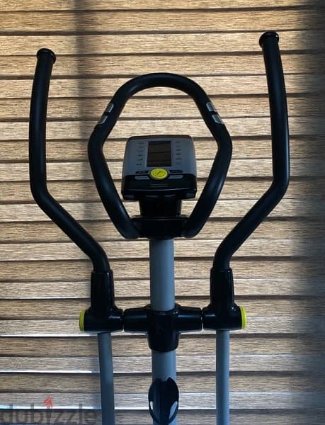 Elliptical USA ONLY 245$ (original price 700$) 7